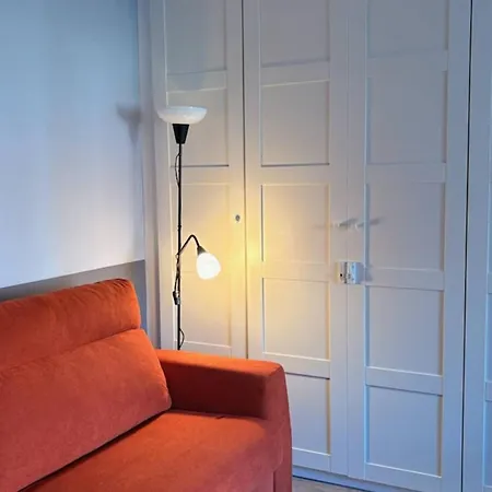 Apartment A Avec Acces Direct A La Et Parking Privatif - Fr-1-465-132